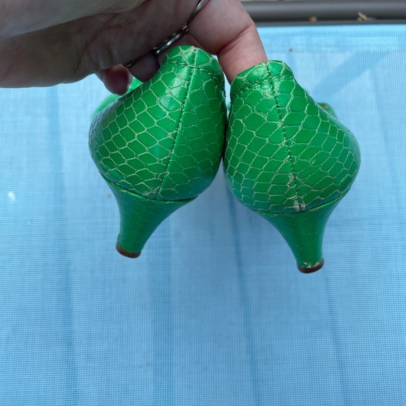 Kate Spade Green Heels - Picture 5 of 6